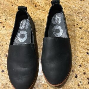Sorel slip on